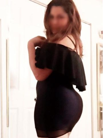 Лариса Горячая Горничная